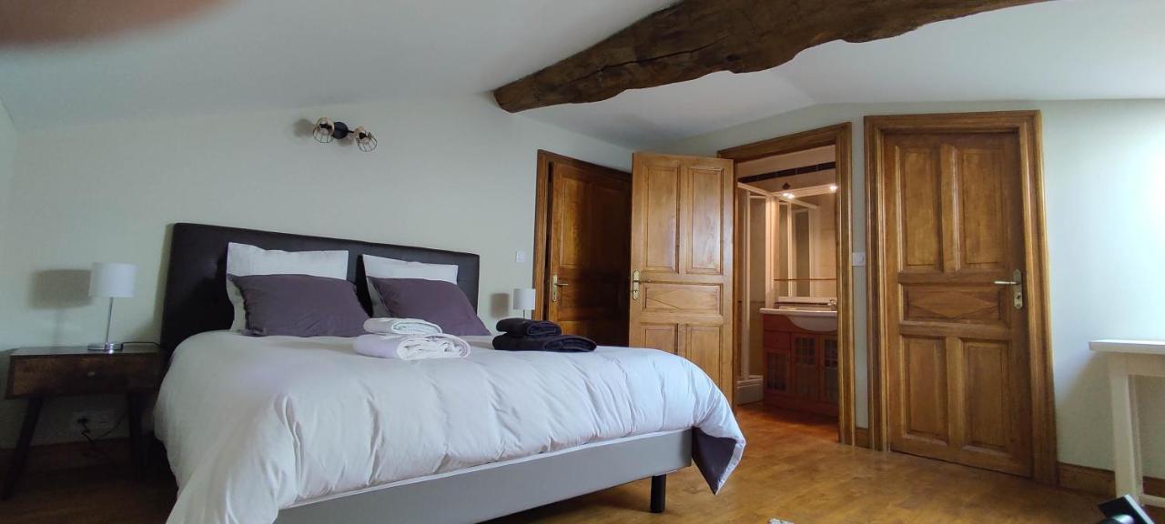 Bed and Breakfast Domaine Les Garrigues Puygaillard-de-Quercy Exterior foto