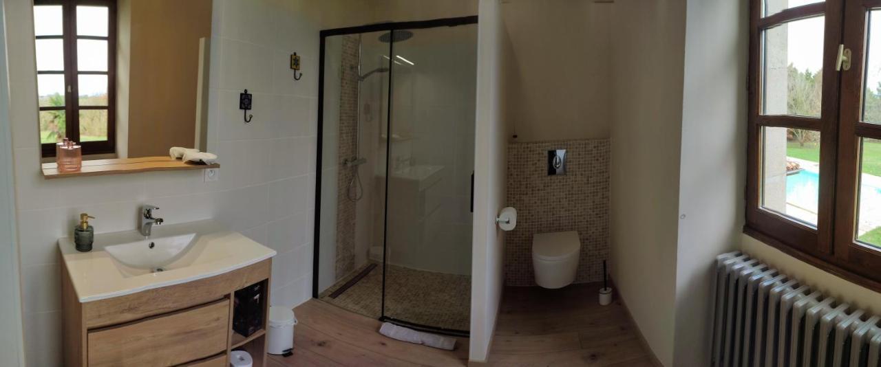 Bed and Breakfast Domaine Les Garrigues Puygaillard-de-Quercy Exterior foto