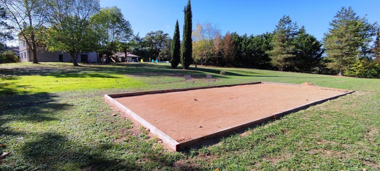 Bed and Breakfast Domaine Les Garrigues Puygaillard-de-Quercy Exterior foto